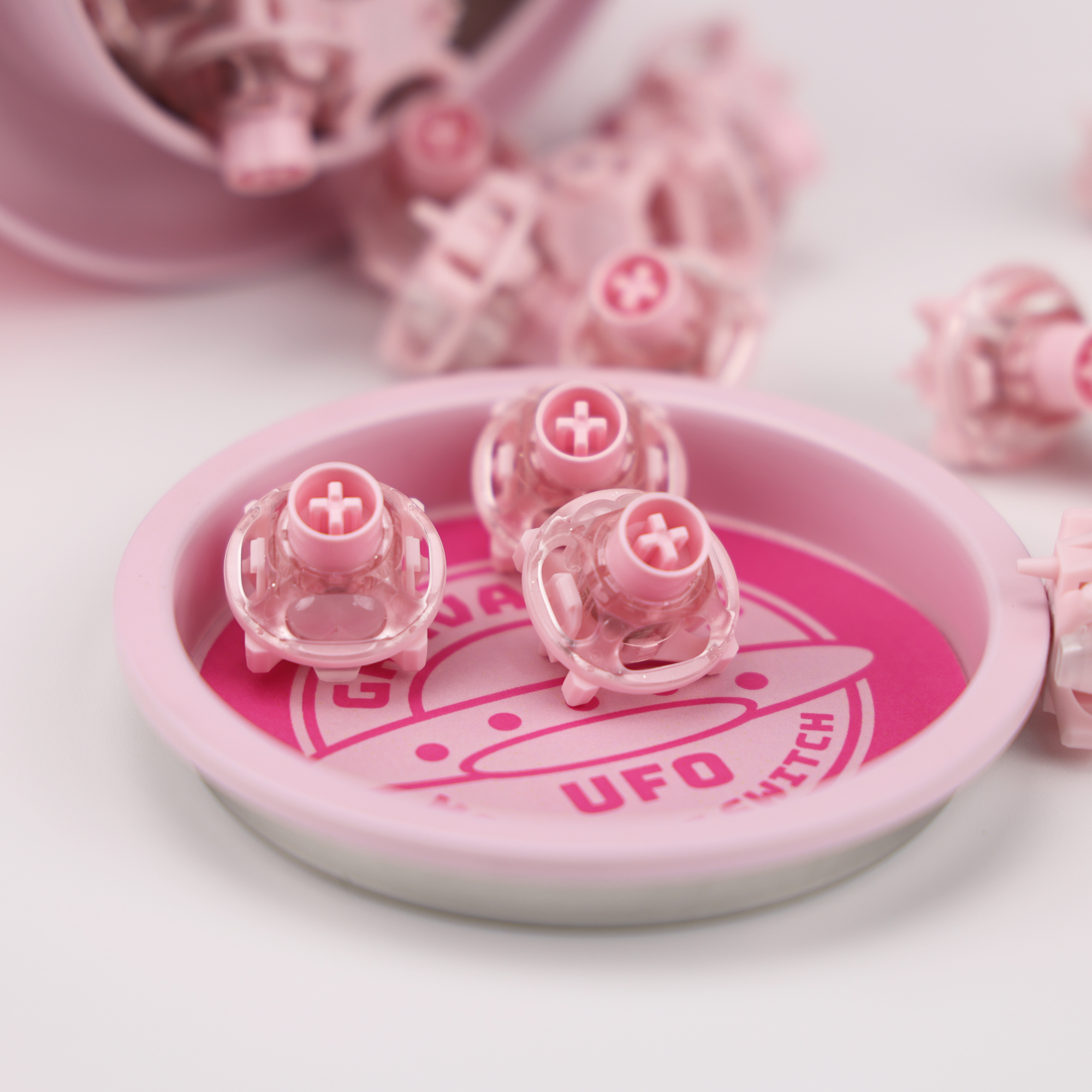 UFO Peach Pink Magnetic Switch - Gaming Keyboard Thocky incelemesi ve fiyatı